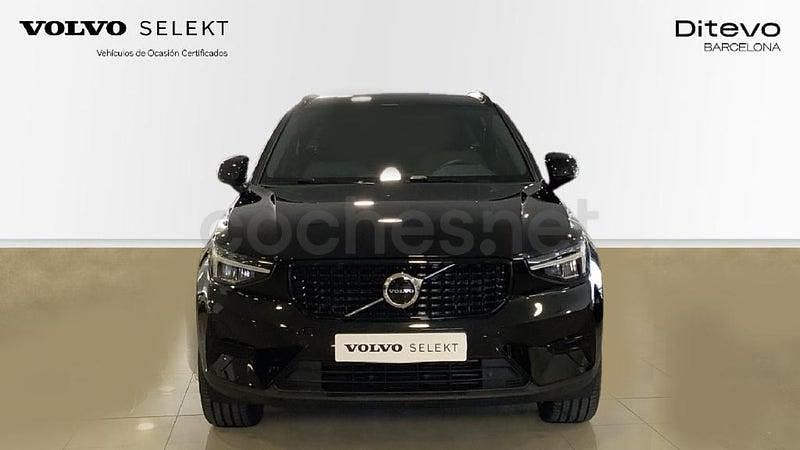 Usado Volvo XC40 Plus 163 CV (119 kW) 2025 Negro SUV
