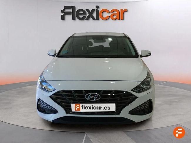 Usado Hyundai i30 116 CV (85 kW) 2021 Blanco Utilitario