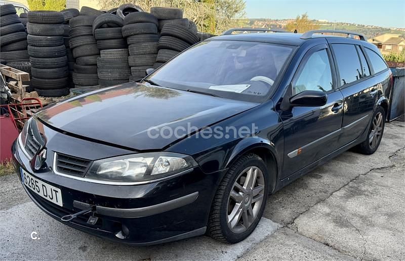 Usado Renault Laguna II Dynamique 120 CV (88 kW) 2005 Negro Familiar
