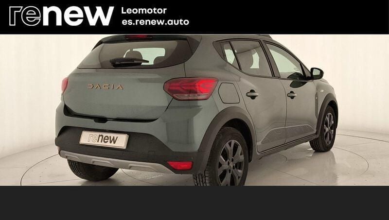 Usado Dacia Sandero Extreme 100 CV (73 kW) 2025 Verde Berlina