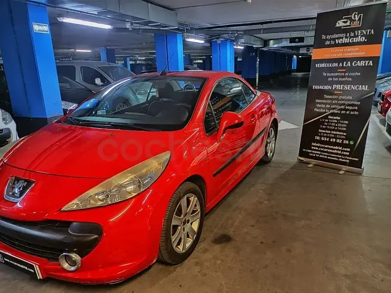 Usado Peugeot 207 CC Sport 150 CV (110 kW) 2007 Rojo Descapotable