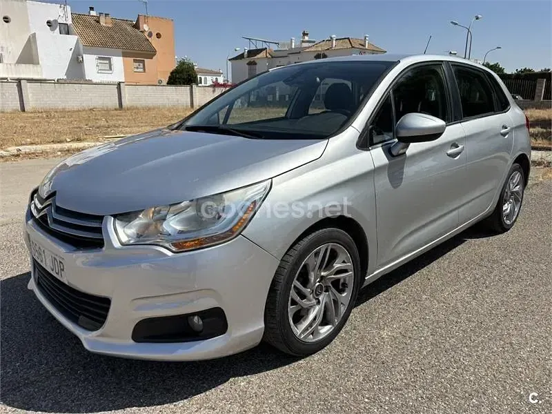 Usado Citroën C4 114 CV (83 kW) 2015 Gris / plata Berlina