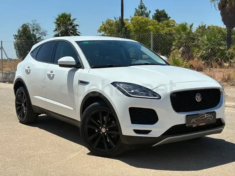 Usado Jaguar E-Pace R-Dynamic 200 CV (147 kW) 2020 Blanco SUV