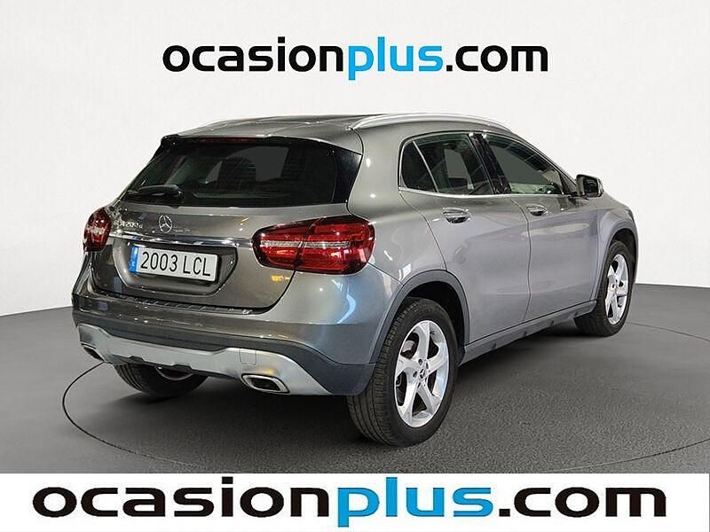 Usado Mercedes GLA200 136 CV (100 kW) 2019 Gris SUV