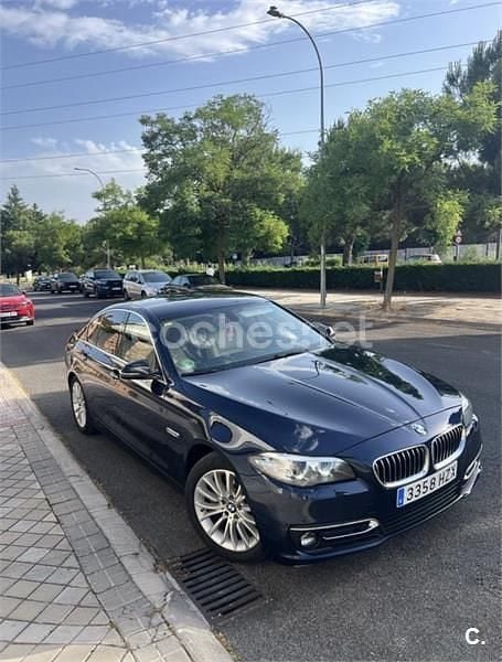 Usado BMW 520 Luxury Line 190 CV (139 kW) 2016 Azul Berlina