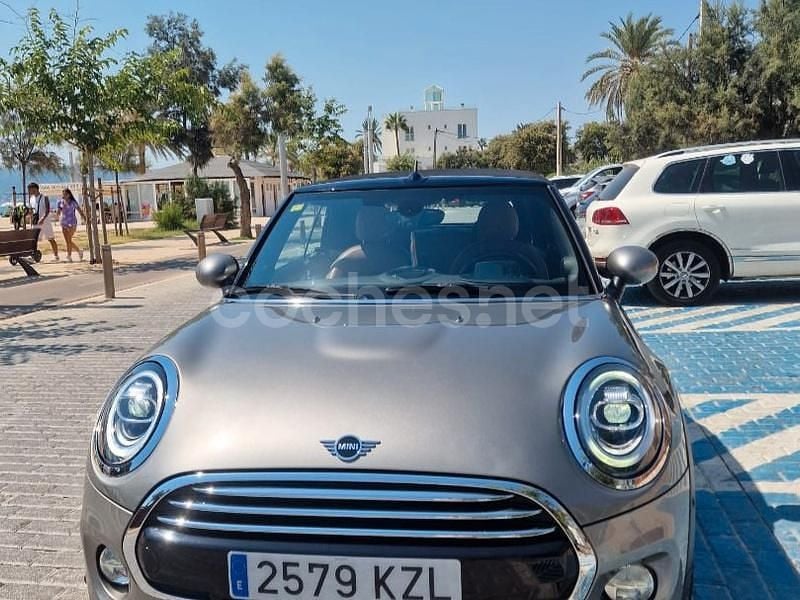 Usado Mini Cooper Cabriolet 136 CV (100 kW) 2019 Gris / plata Descapotable