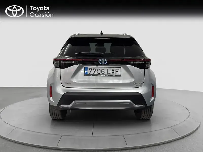 Usado Toyota Yaris Cross 116 CV (85 kW) 2022 Blanco SUV
