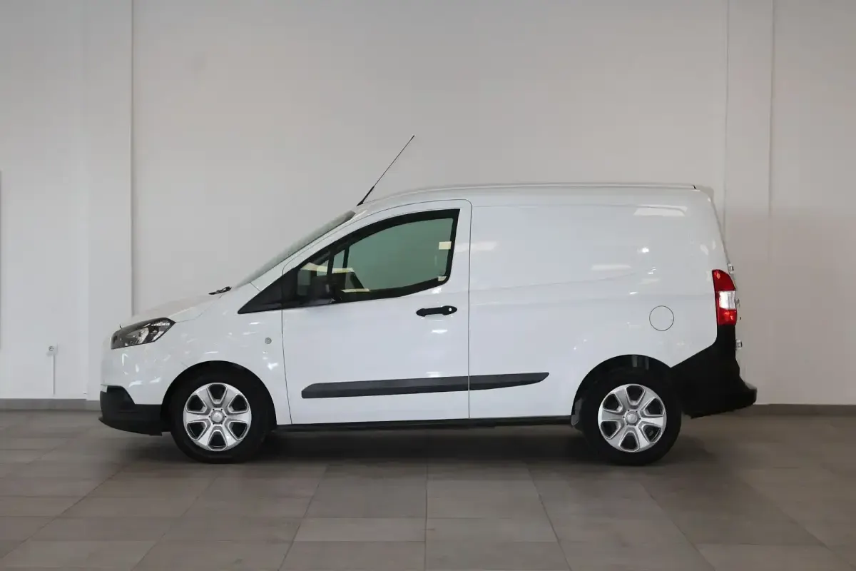 Usado Ford Transit Trend 75 CV (55 kW) 2020 Blanco Van