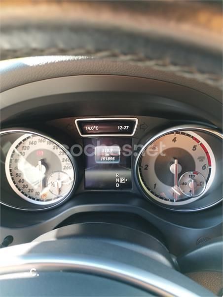 Usado Mercedes GLA220 AMG line 170 CV (125 kW) 2015 Gris / plata SUV
