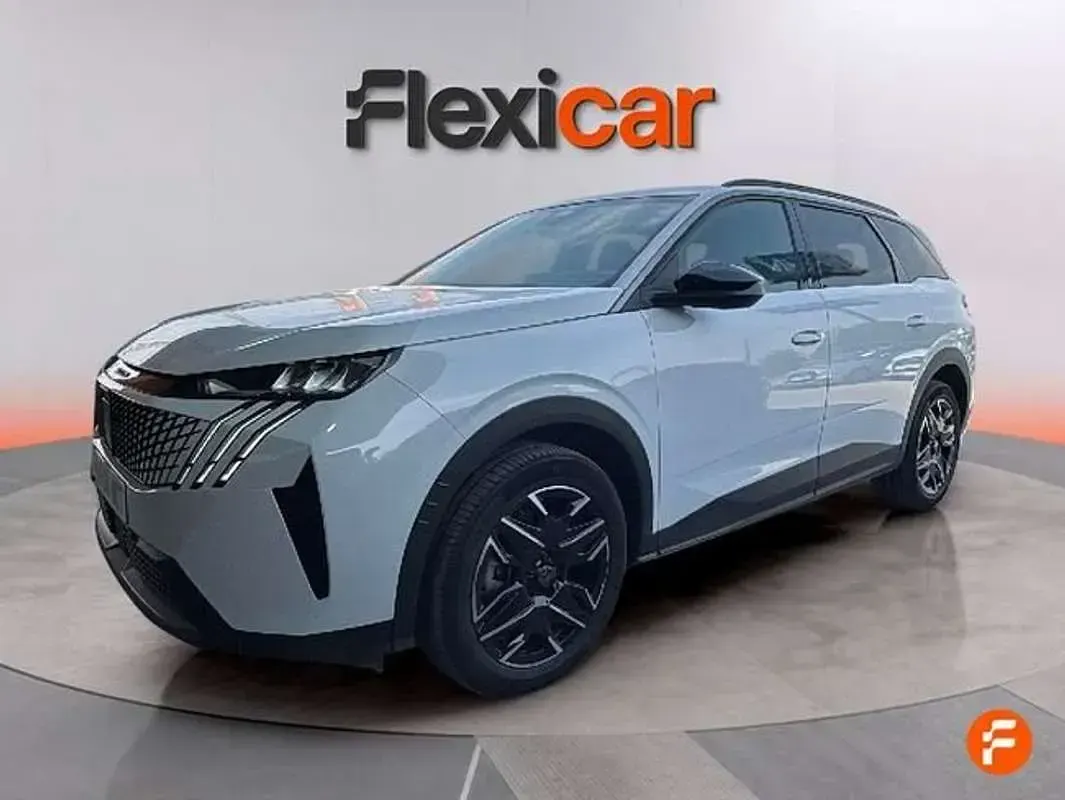 Usado Peugeot 5008 Allure 145 CV (106 kW) 2025 Blanco SUV