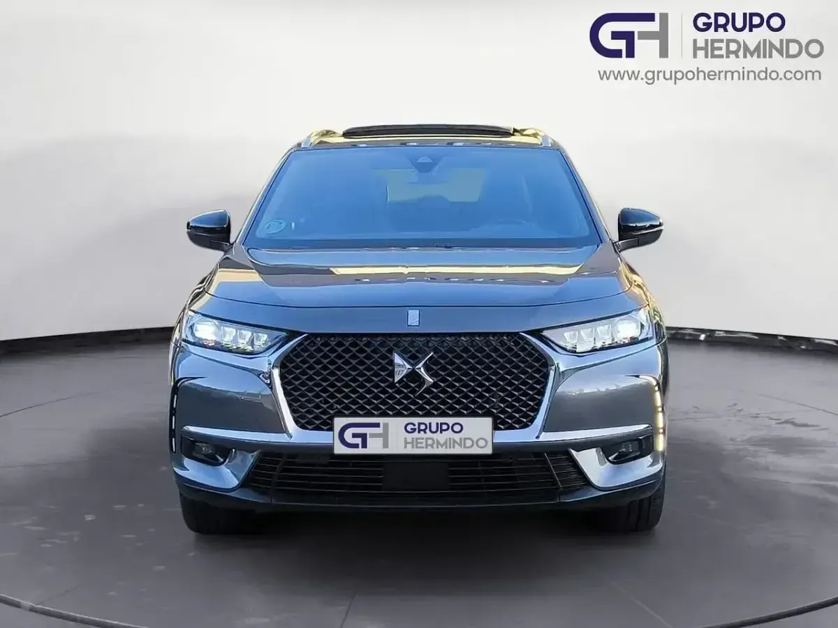 Usado DS Automobiles DS7 Crossback So Chic 180 CV (132 kW) 2020 Gris SUV