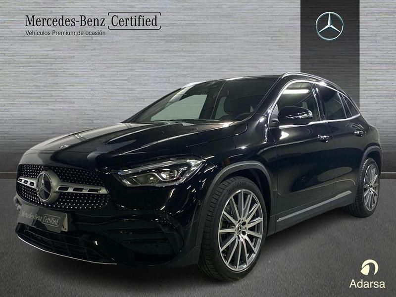 Negro cosmos Usado 2021 Mercedes GLA200 AMG line SUV | 34.900 € (Precio justo) - Imagen 1/4
