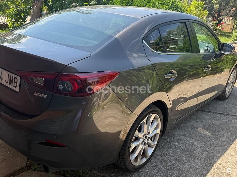 Usado Mazda 3 Luxury 150 CV (110 kW) 2016 Gris / plata Berlina