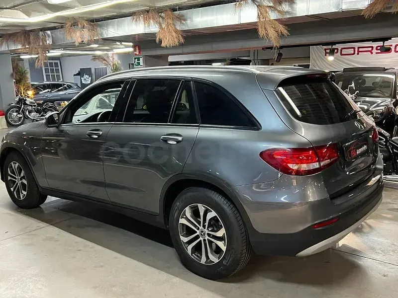 Usado Mercedes GLC220 170 CV (125 kW) 2017 Gris / plata SUV