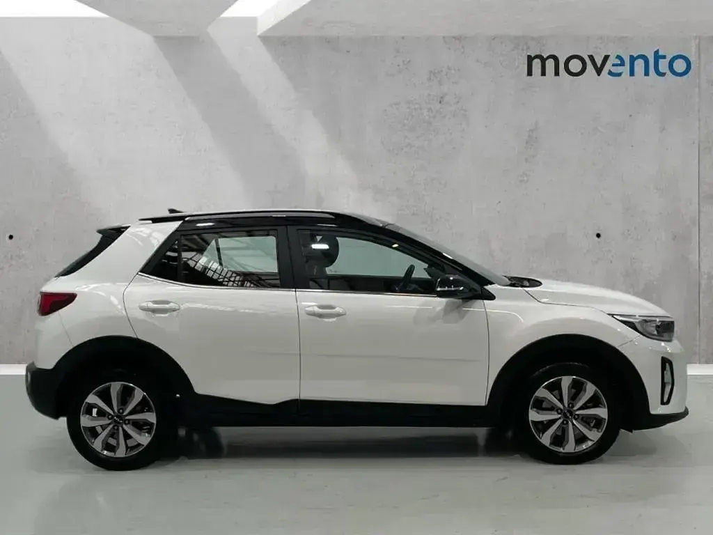 Usado Kia Stonic 100 CV (73 kW) 2021 Blanco SUV
