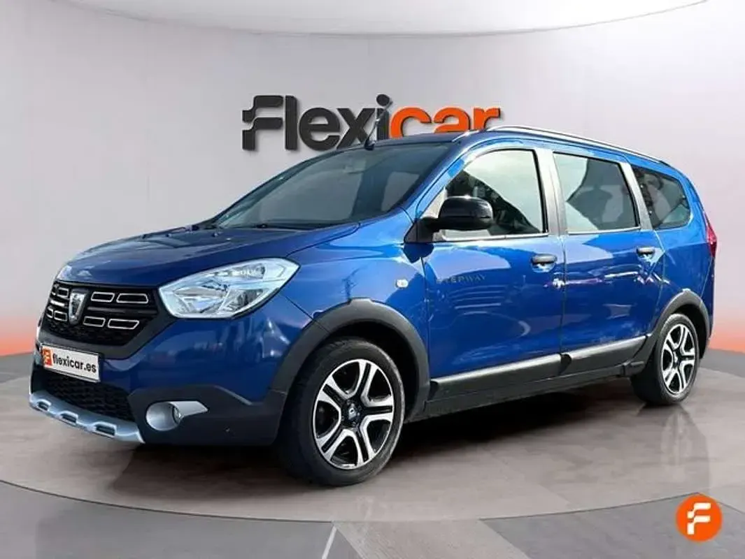 Usado Dacia Lodgy Comfort 116 CV (85 kW) 2021 Azul Monovolumen