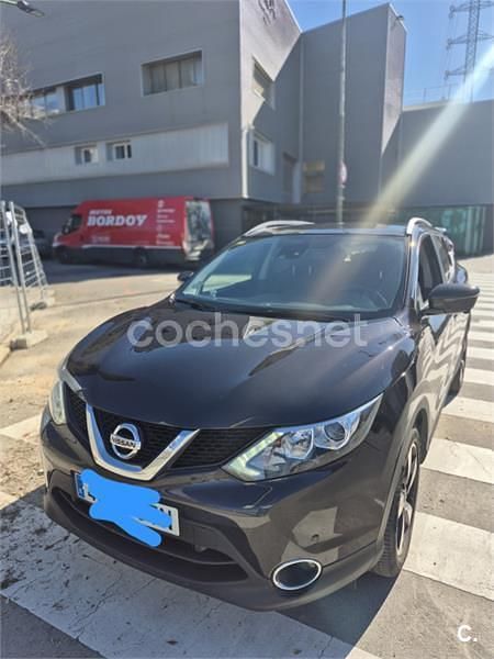 Usado Nissan Qashqai N-Connecta 115 CV (84 kW) 2016 Negro SUV