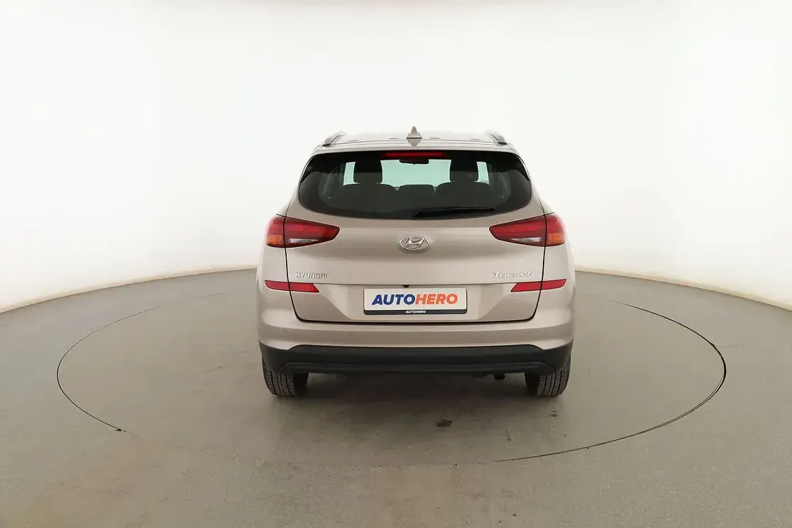 Usado Hyundai Tucson 132 CV (97 kW) 2020 Beige SUV