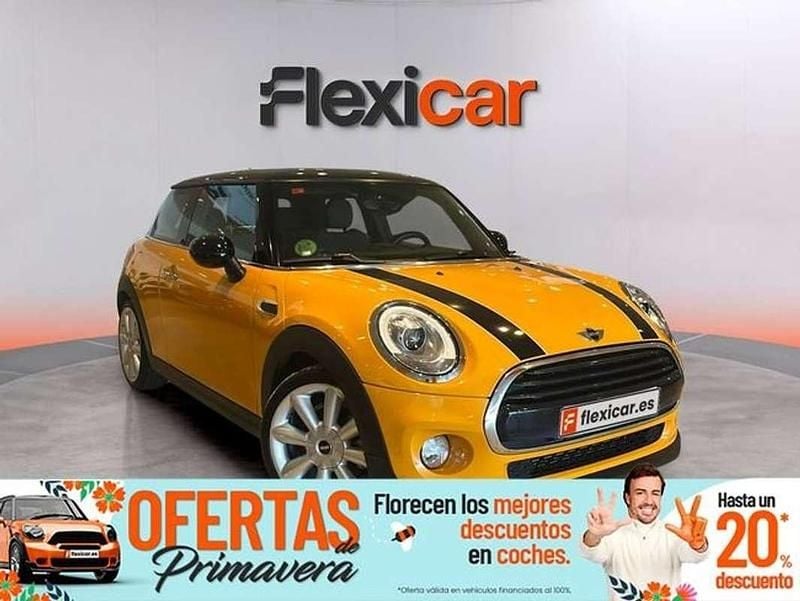 Usado Mini Cooper 136 CV (100 kW) 2015 Amarillo Utilitario
