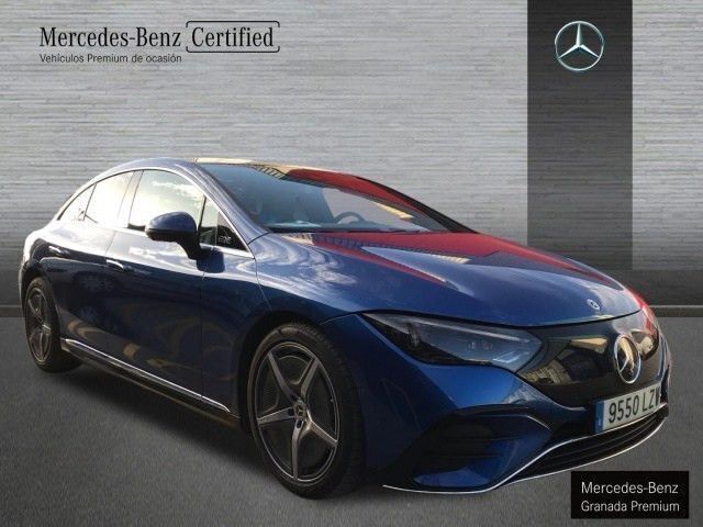 Usado Mercedes EQE350 AMG line 214 kW (292 CV) 2022 Negro coral Berlina