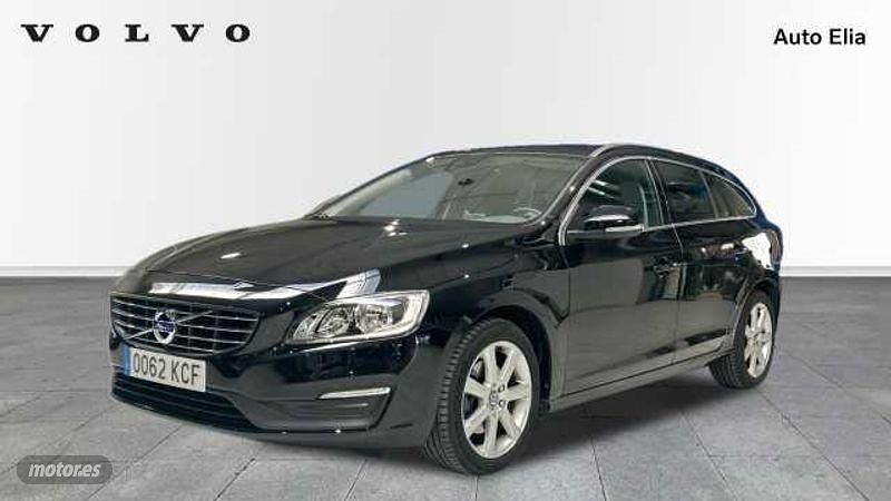 Usado Volvo V60 Momentum 2017 Negro Familiar