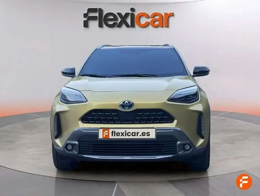 Używany Toyota Yaris Cross Edition 116 KM (85 kW) 2022 Żółty SUV