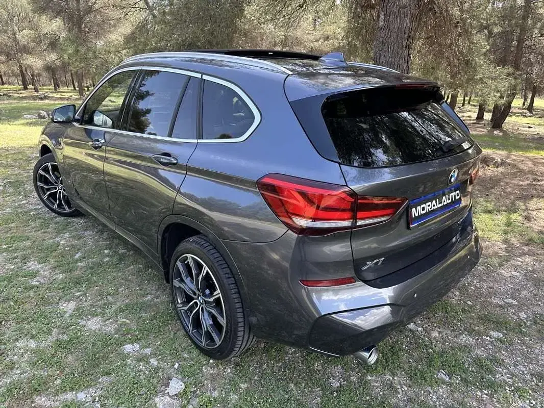 Usado BMW X1 Comfort Edition 220 CV (161 kW) 2021 Gris SUV
