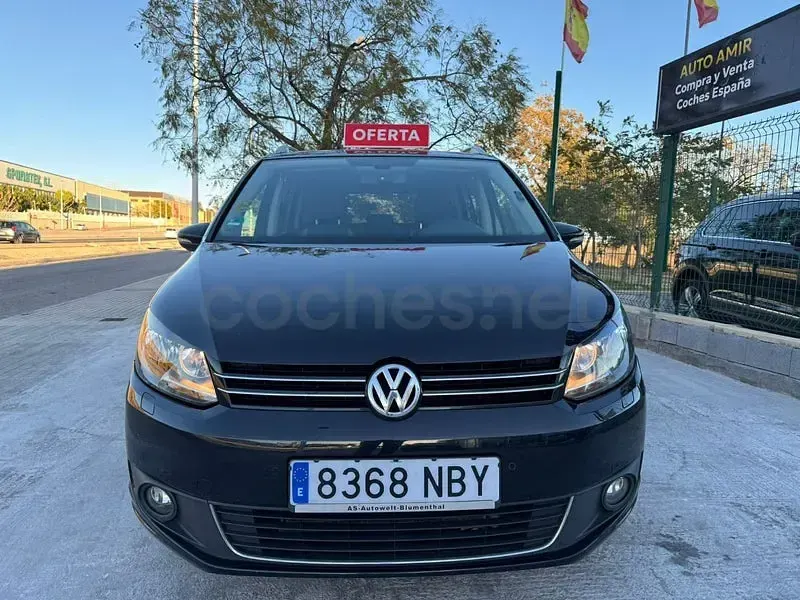 Usado VW Touran Sport 140 CV (102 kW) 2014 Negro Monovolumen