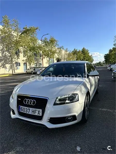 Usado Audi A3 Ambition 160 CV (117 kW) 2011 Blanco Utilitario