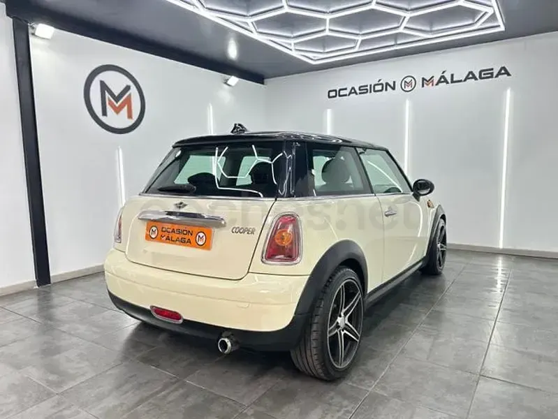 Usado Mini Cooper 120 CV (88 kW) 2008 Beige Utilitario