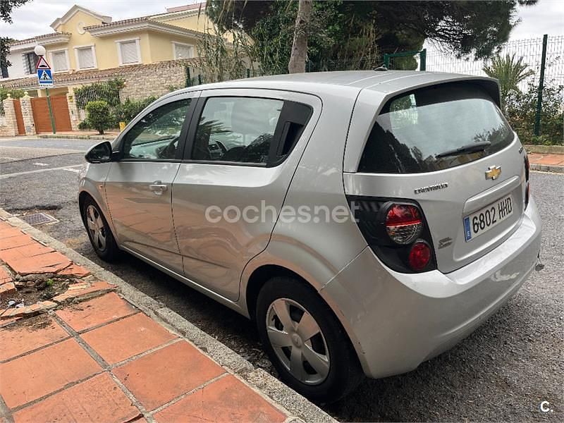 Usado Chevrolet Aveo LT 86 CV (63 kW) 2011 Blanco Berlina