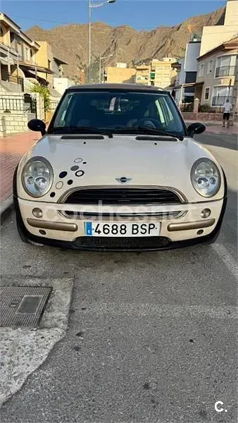 Usado Mini Cooper 115 CV (84 kW) 2002 Blanco Utilitario