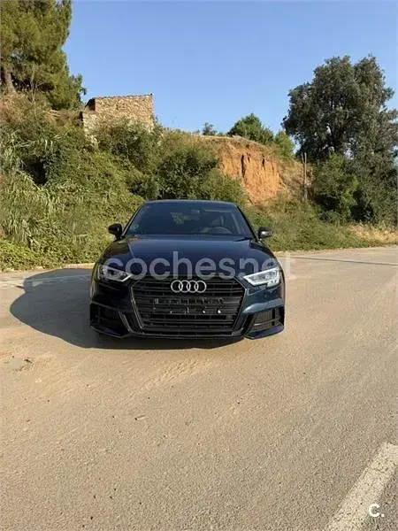 Usado Audi A3 150 CV (110 kW) 2019 Azul Berlina