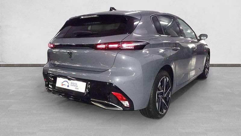 Usado Peugeot 308 Allure 145 CV (106 kW) 2025 Gris Berlina