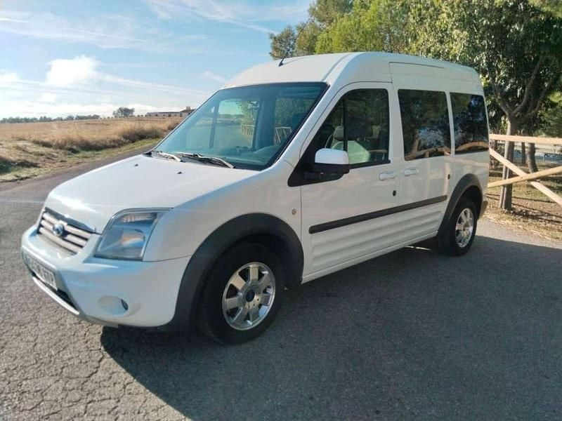 Usado Ford Tourneo Connect Titanium 114 CV (83 kW) 2013 Blanco Monovolumen