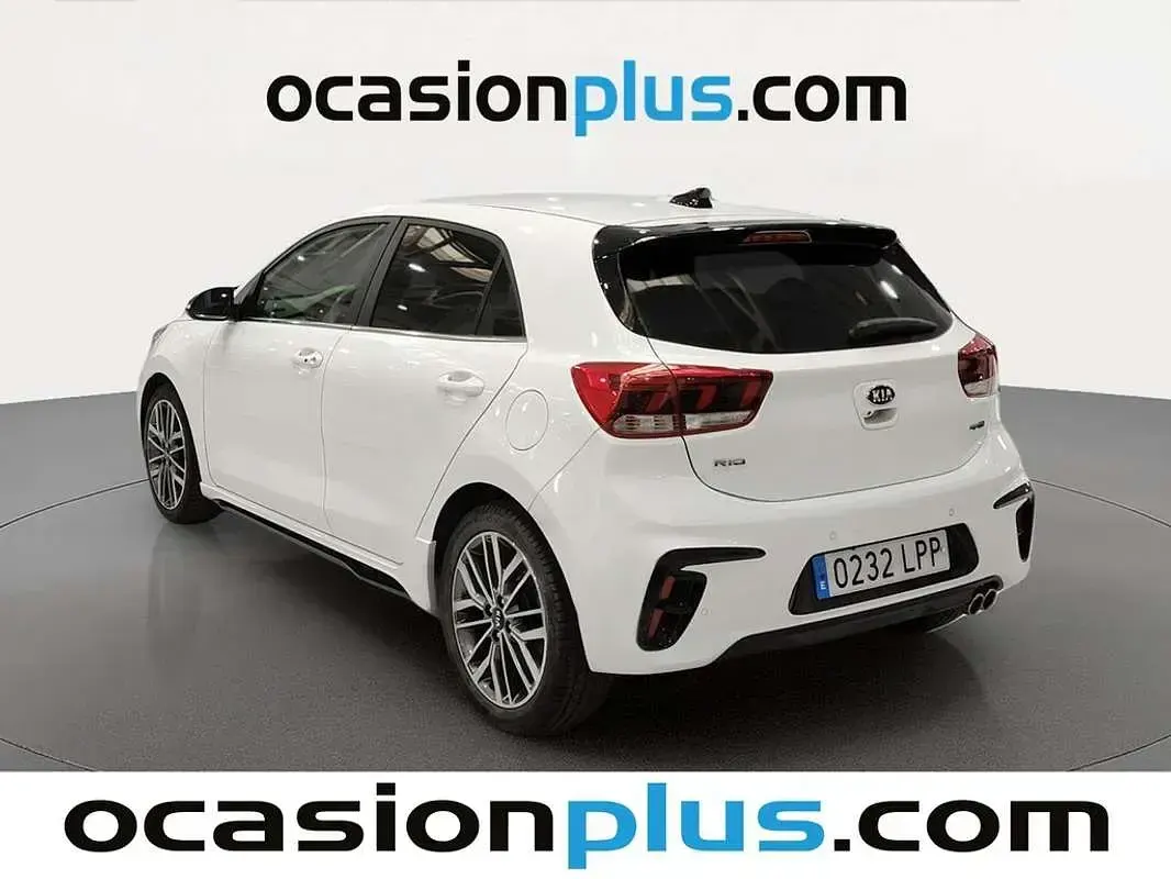 Usado Kia Rio GT-Line 84 CV (61 kW) 2021 Blanco Utilitario