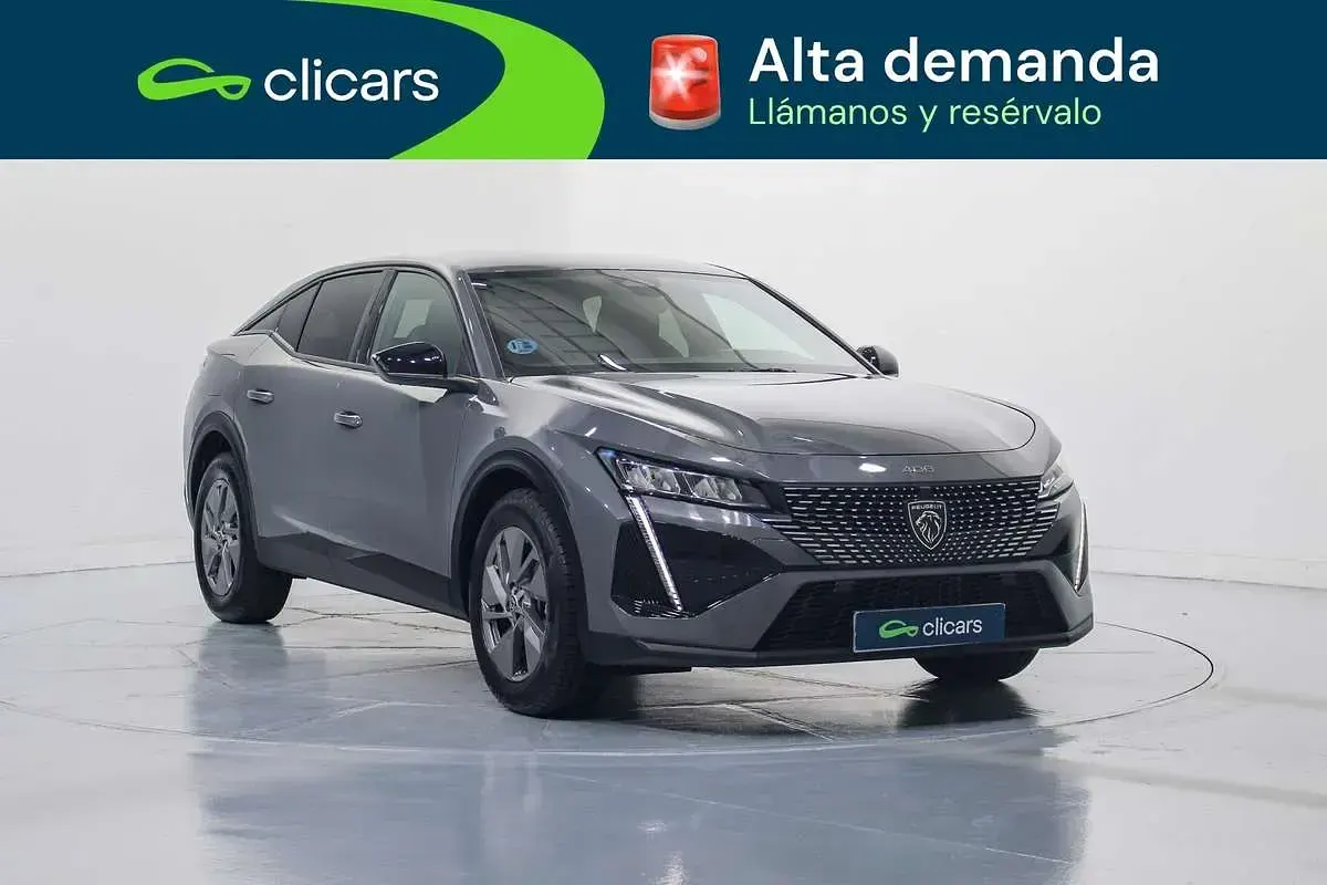 Usado Peugeot 408 Allure 136 CV (100 kW) 2025 Gris SUV