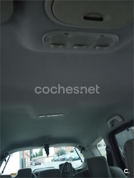 Gris / plata Usado 2006 Renault Scénic II Dynamique Monovolumen | 2650 € (Precio justo) - Imagen 1/4