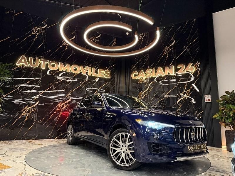 Usado Maserati Levante 430 CV (316 kW) 2017 Azul SUV