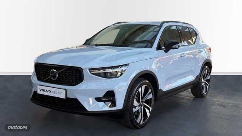 Azul Usado 2024 Volvo XC40 Ultimate SUV | 40.900 € (Precio justo) - Imagen 1/4