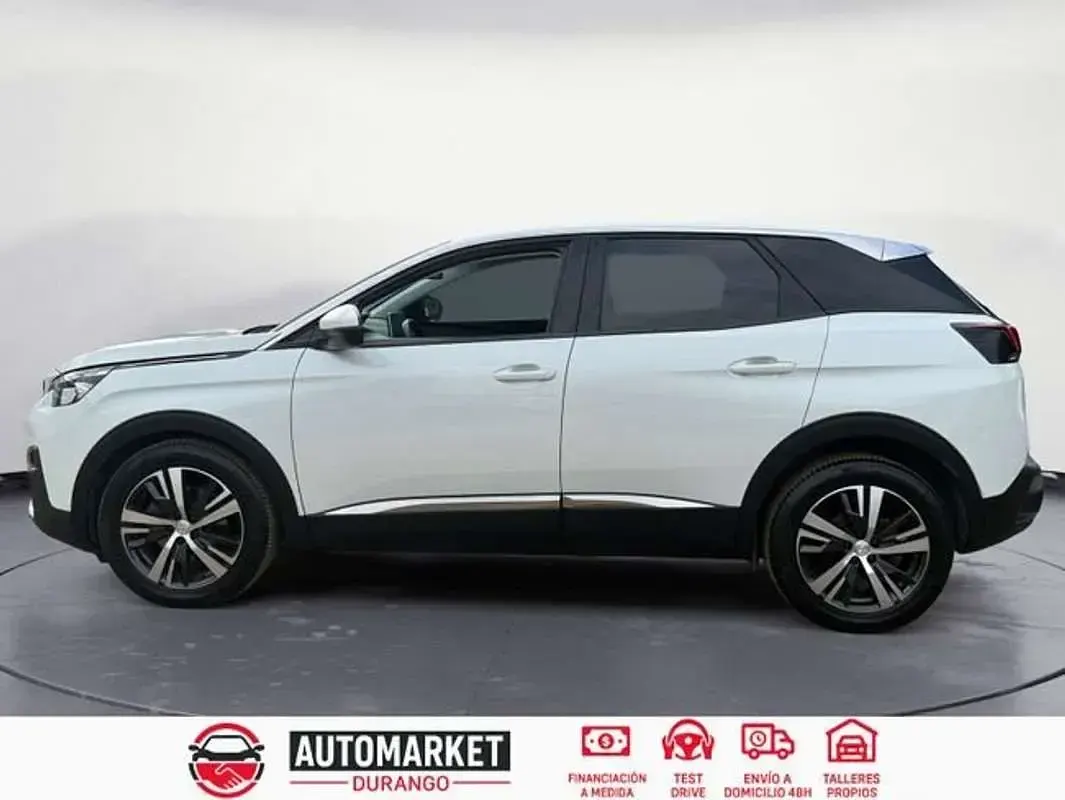 Usado Peugeot 3008 Allure 120 CV (88 kW) 2017 Blanco SUV