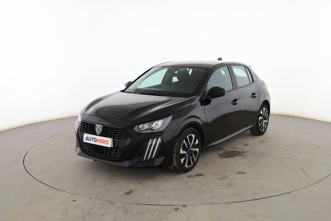 Usado Peugeot 208 Active 101 CV (74 kW) 2024 Utilitario