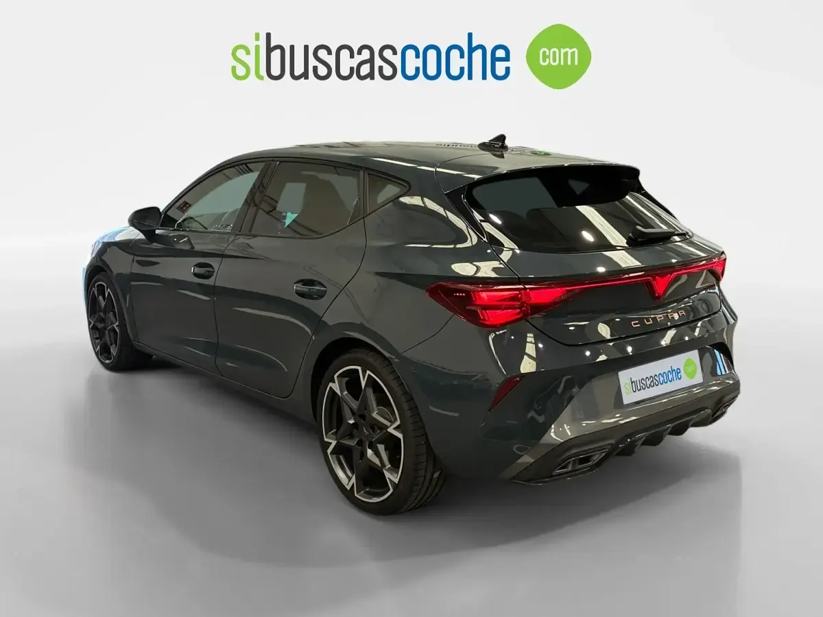 Usado Cupra Leon 150 CV (110 kW) 2024 Azul
