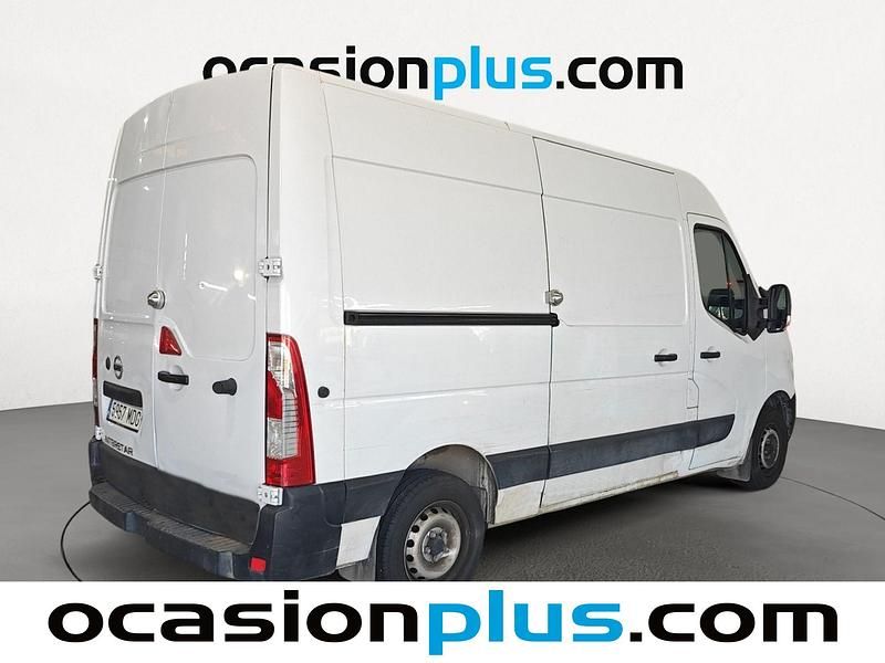 Usado Nissan Interstar 135 HP (99 kW) 2023 Branco Van