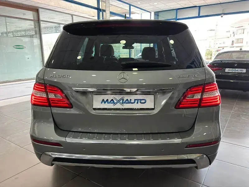 Usado Mercedes ML350 AMG Edition 1 258 CV (189 kW) 2012 Gris / plata SUV