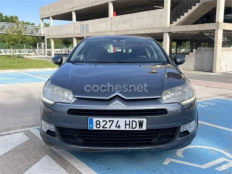 Usado Citroën C5 Business Class 112 CV (82 kW) 2011 Gris / plata Berlina