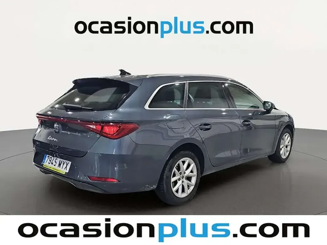 Usado Seat Leon ST Style 116 HP (85 kW) 2025 Cinzento Carrinha