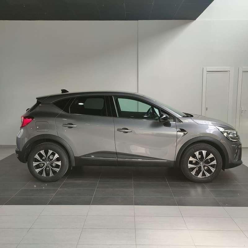 Brugt Renault Captur Techno 91 HK (66 kW) 2024 Grå SUV