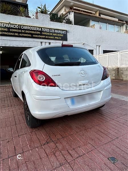 Blanco Usado 2008 Opel Corsa Essentia Berlina | 2500 € (Precio justo) - Imagen 1/4