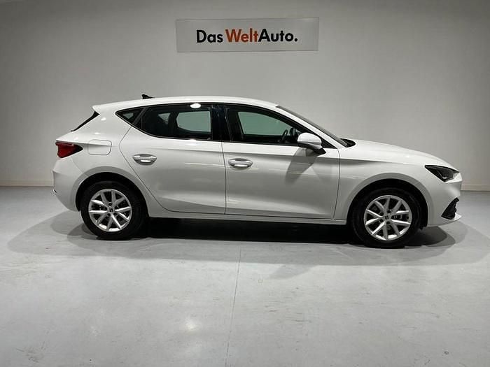 Usado Seat Leon Style 150 CV (110 kW) 2024 Blanco